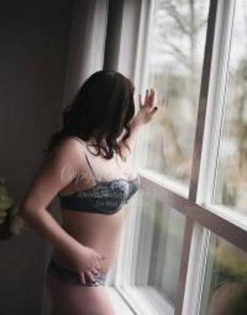 Claire Monet, 29 Caucasian female escort, Nanaimo